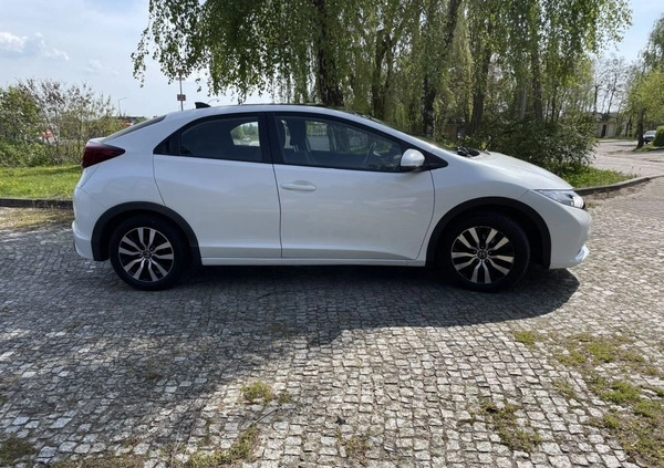 Honda Civic cena 39900 przebieg: 234000, rok produkcji 2015 z Tczew małe 704